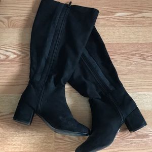 Torrid suede knee high boots 8.5 wide